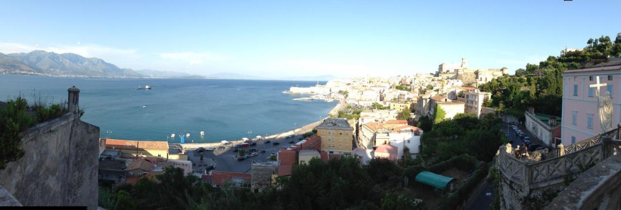 Brezza Di Mare Gaeta B&B Екстериор снимка