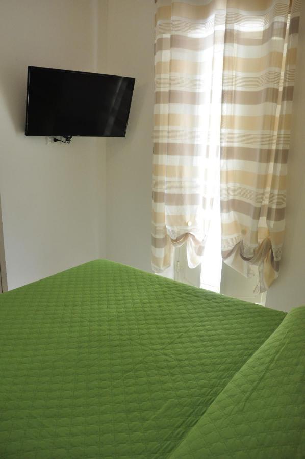 Brezza Di Mare Gaeta B&B Екстериор снимка